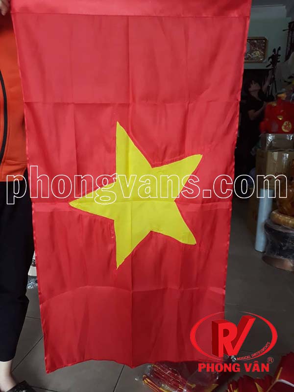 Bán buôn cờ Tổ quốc Việt Nam