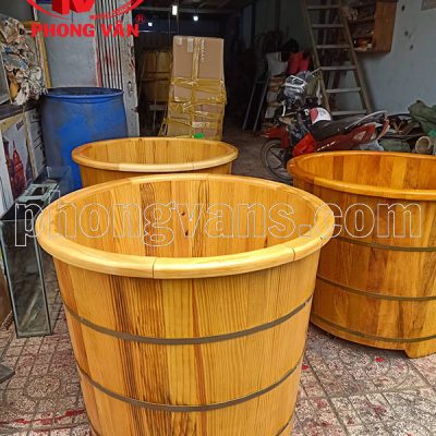Bồn tắm gỗ thông tròn