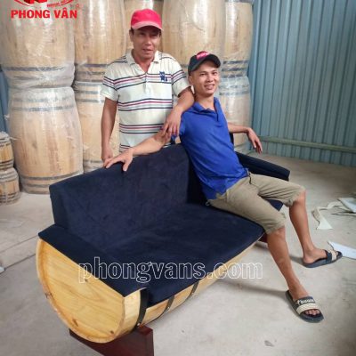 Ghế sofa từ thùng rượu gỗ