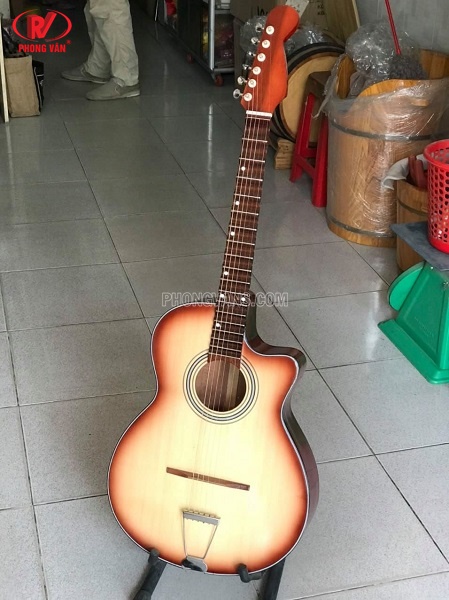 Đờn guitar cổ thùng phím lõm gỗ hồng đào