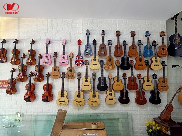 Bán đàn guitar ukulele quận Tân Phú