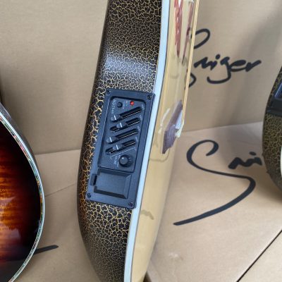 Bán sỉ đàn guitar Ovation chard Smiger giá rẻ