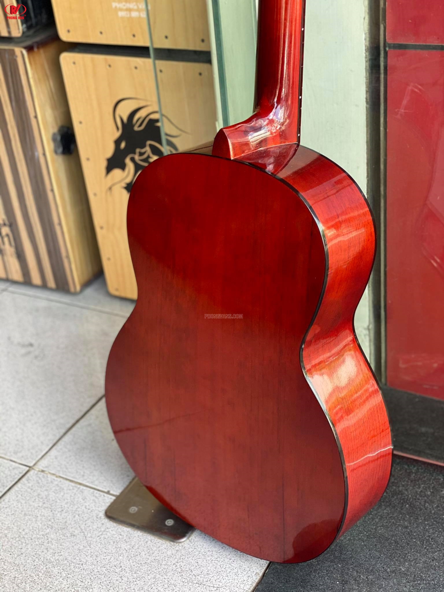 Đàn guitar classtic hồng đào có ty size 39