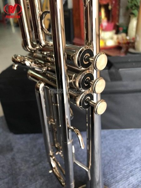 Kèn trumpet trắng hãng Laiiman France