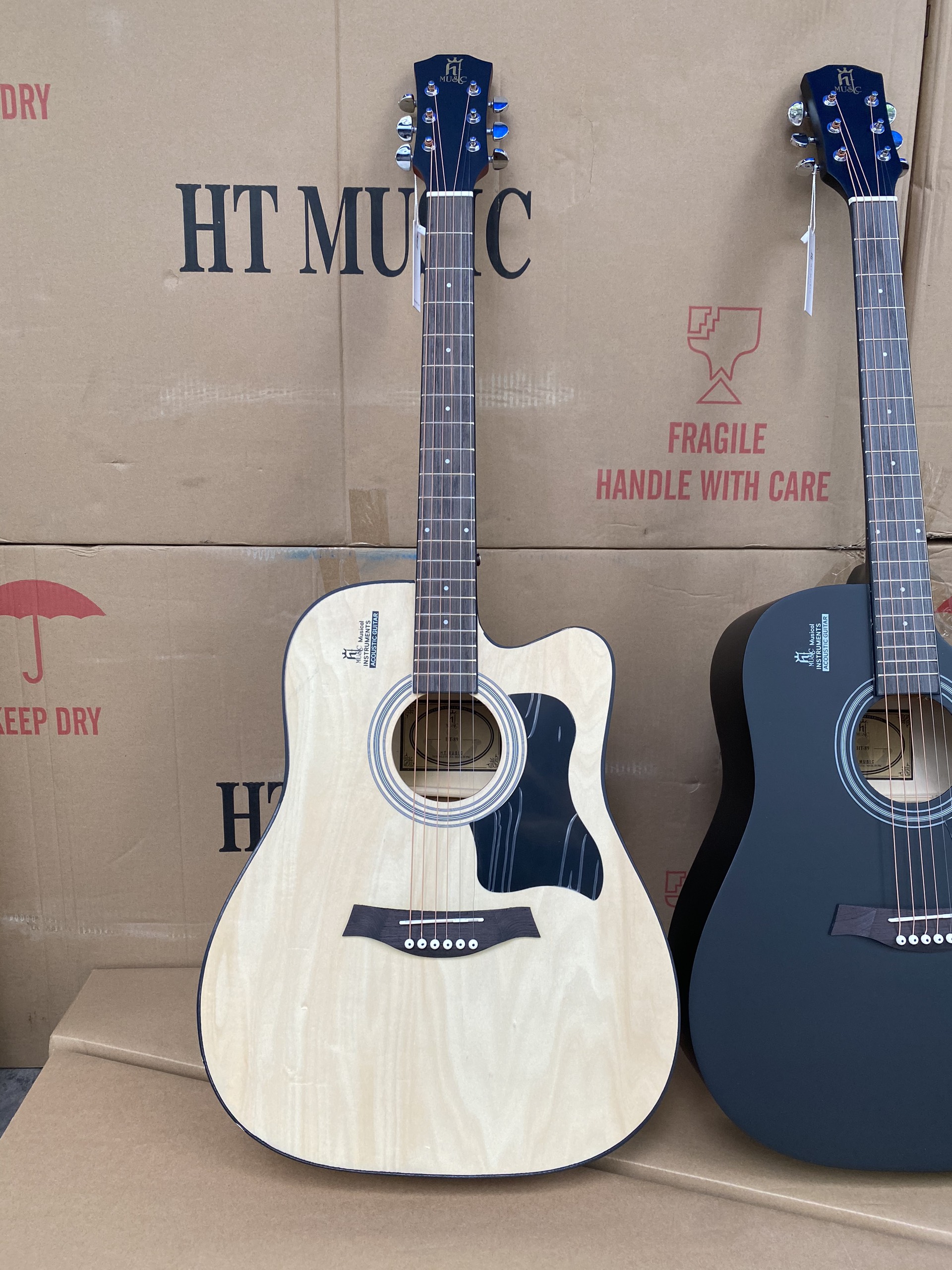 Bán sỉ lẻ đàn guitar gỗ ván ép tại Việt Nam giá rẻ