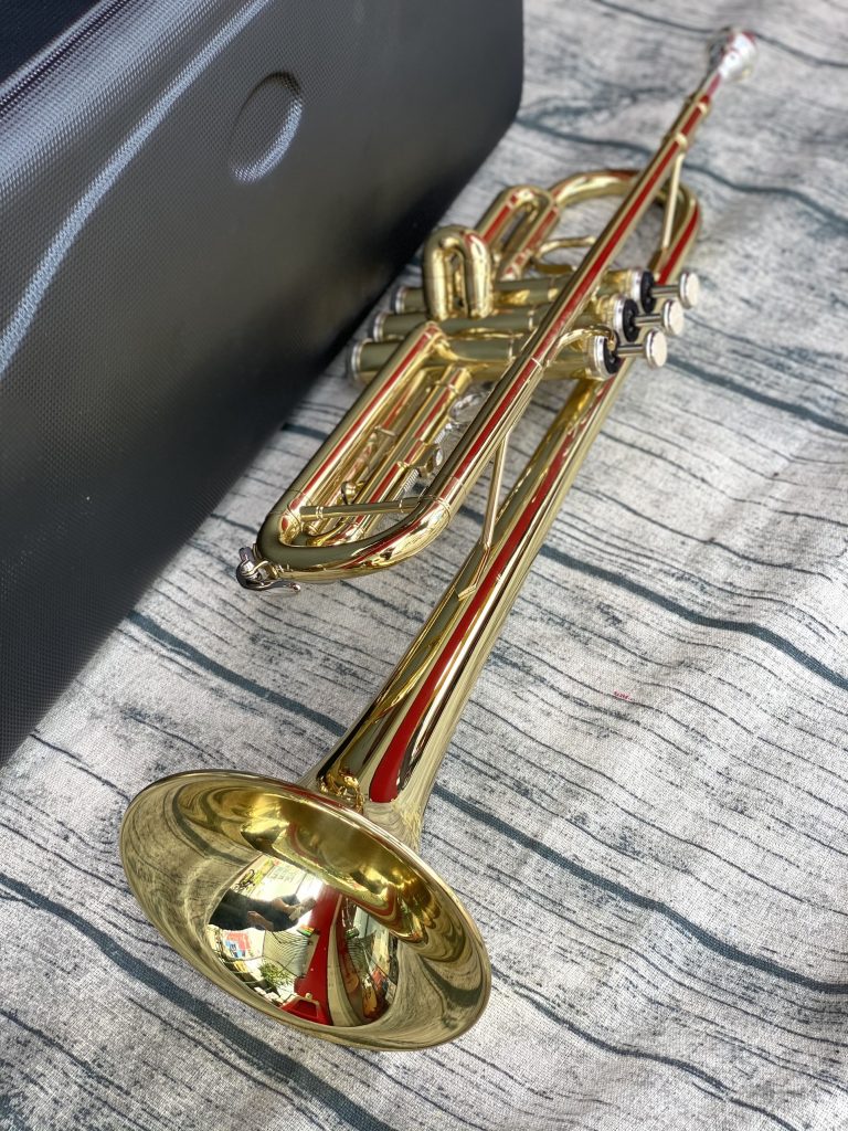 Kèn trumpet Selmer TR300 NHẠC CỤ PHONG VÂN