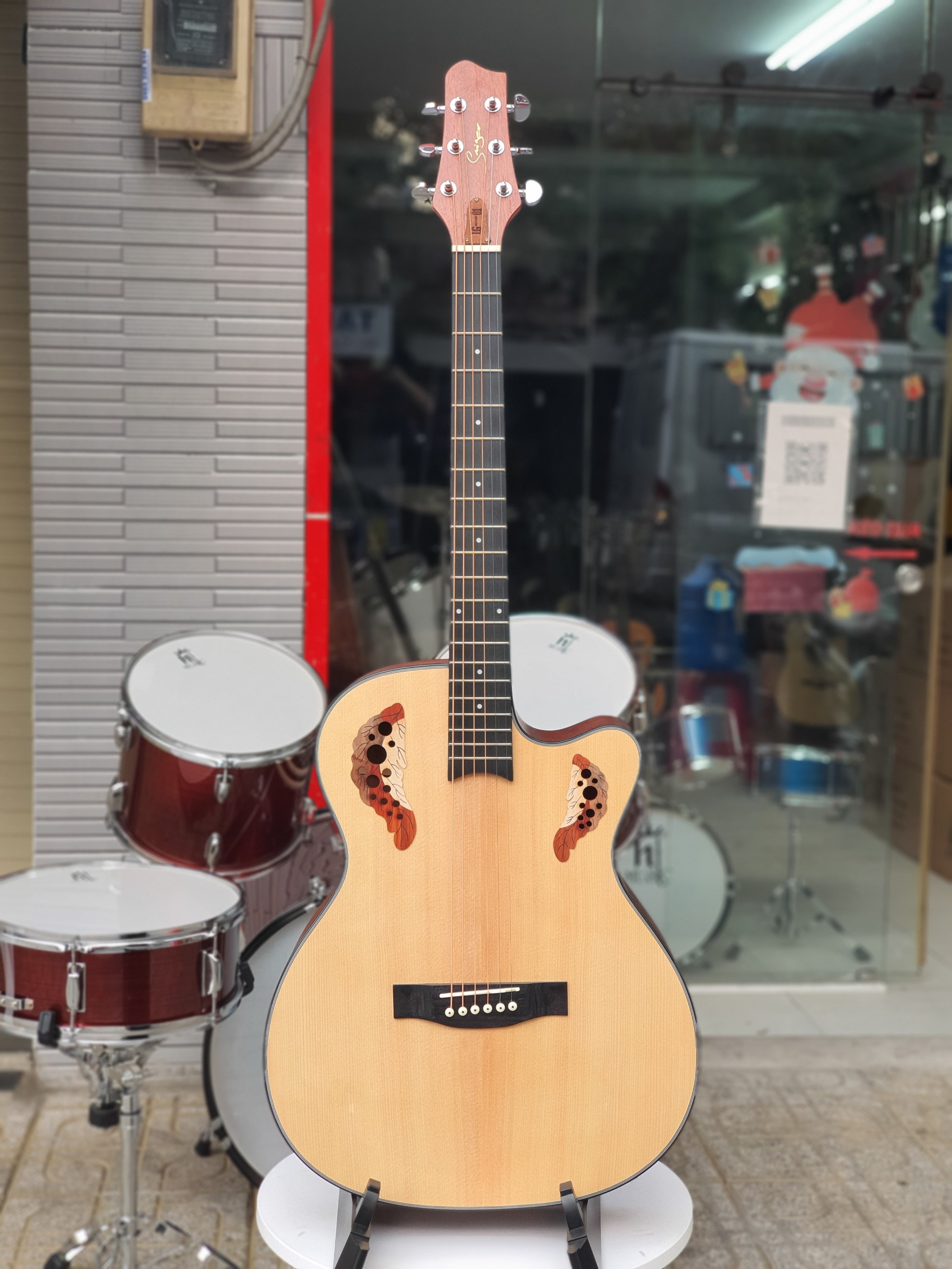 Đàn guitar acoustic Smiger LG-01 gỗ mahogany