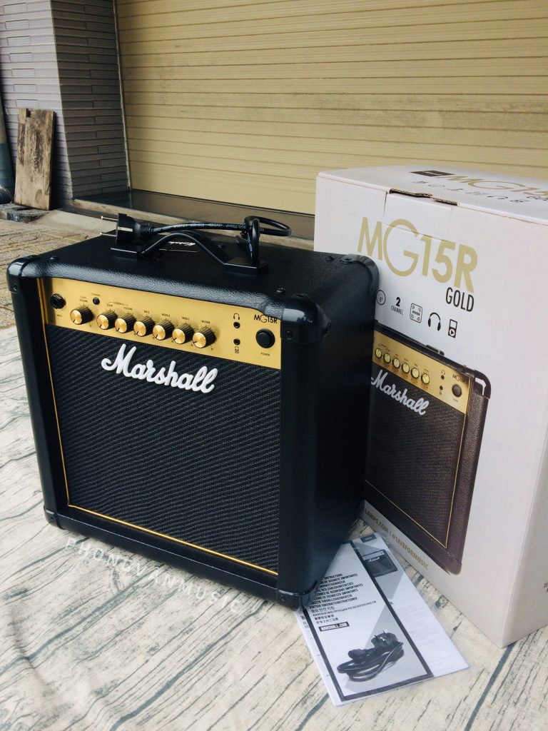 Ampli guitar Marshall MG15R Gold