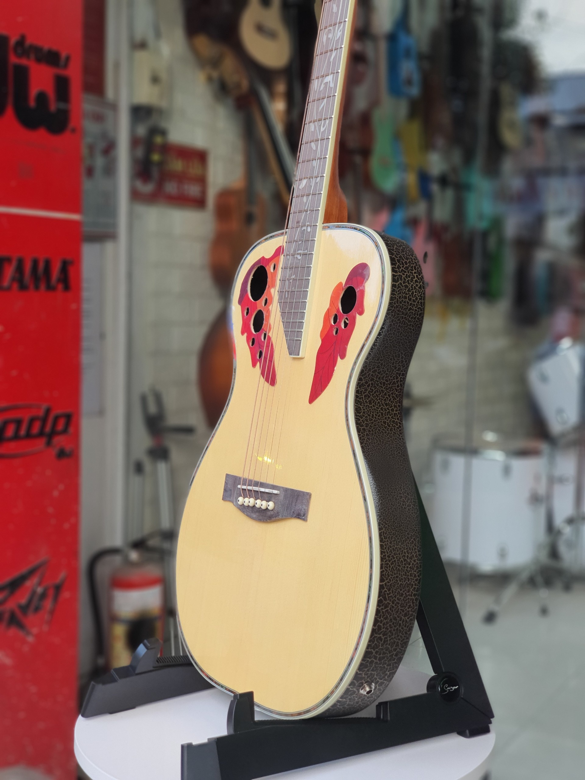 Guitar acoustic ovation chard Smiger M-3660-EQ