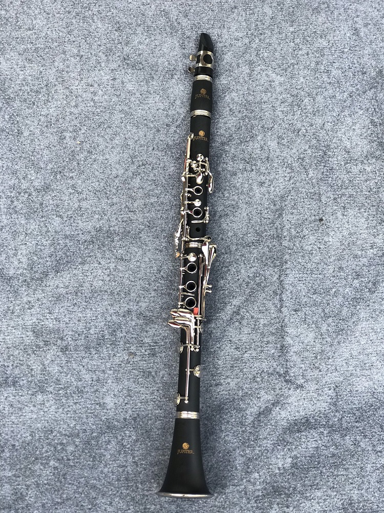 Kèn Clarinet hãng Jupiter JCL-700 màu đen