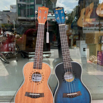Đàn ukulele bao nhiêu tiền
