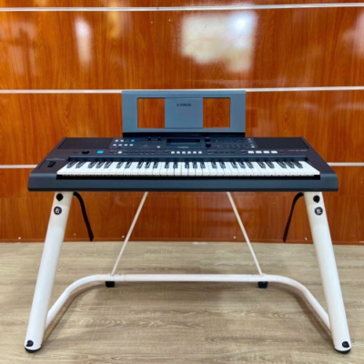 Đàn organ Yamaha PSR-E483