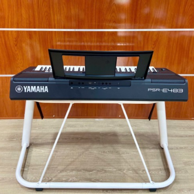 Đàn organ Yamaha PSR-E483