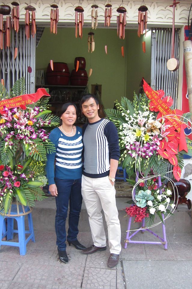 Kỷ Yếu Phong Vân Music - Hành Trình Xây Dựng Thương Hiệu Bằng Chữ Tín