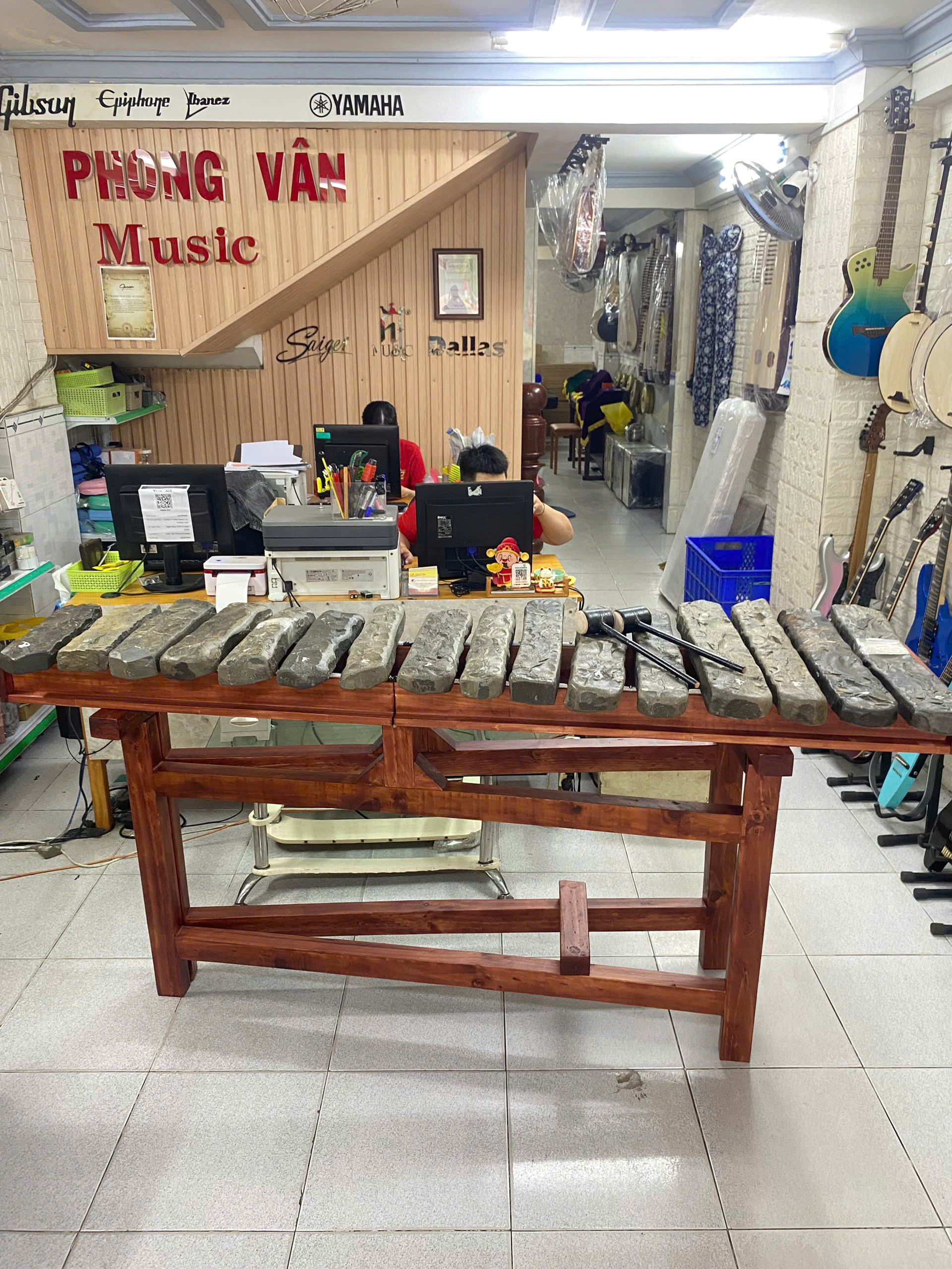 Bộ Đàn Đá 16 Thanh Kèm Chân Gỗ