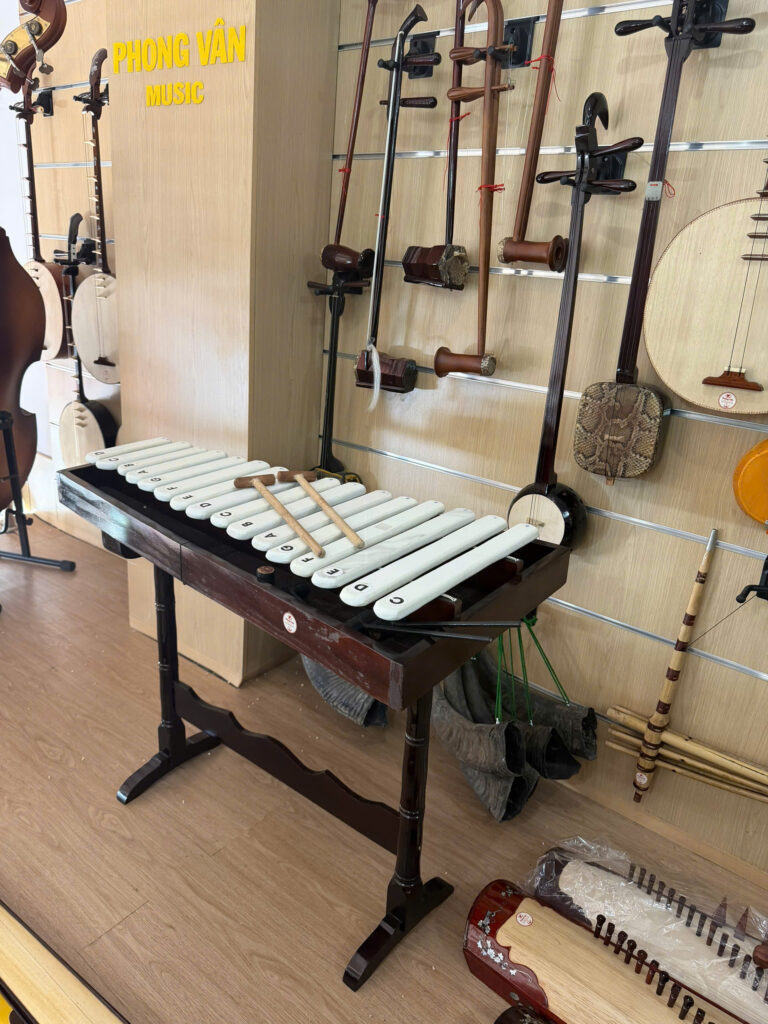 Bộ Đàn Đá Việt Nam 16 Thanh